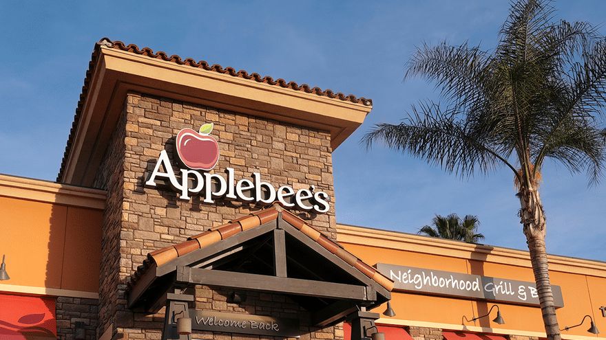 Applebee's restaurant front