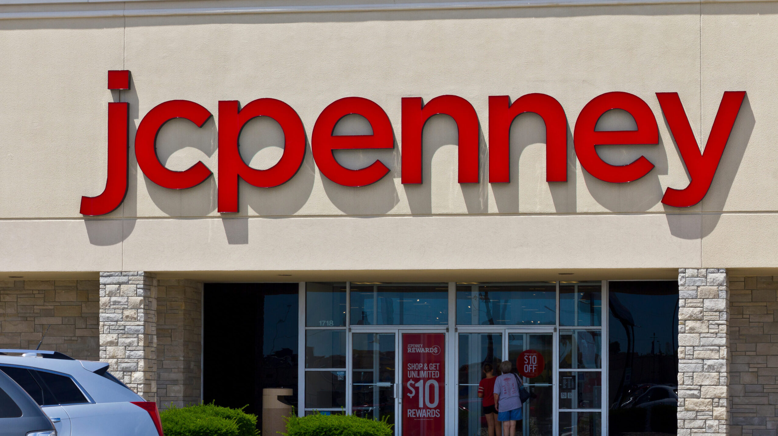 JCPenney store front